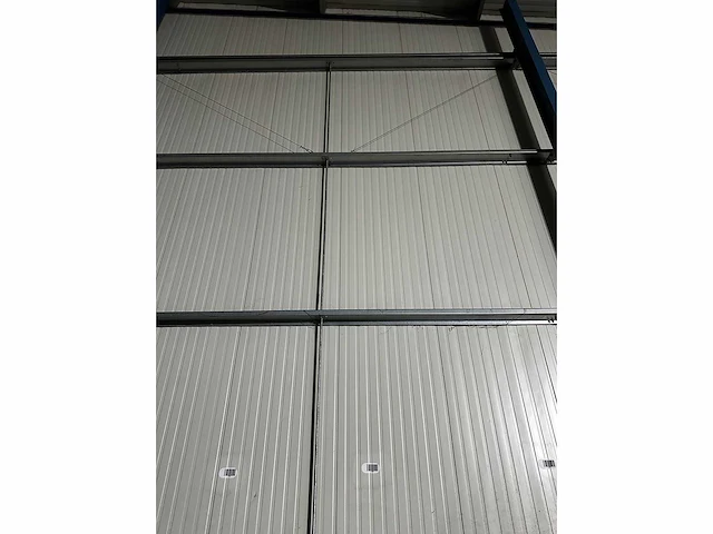 Sandwich paneel 3500m2 - afbeelding 10 van  18