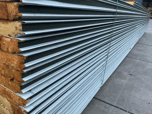 Sandwich pir paneel 60 mm (17x) - afbeelding 13 van  13