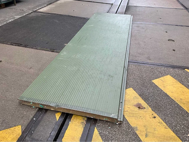 Sandwichpanelen (19x) - afbeelding 1 van  6