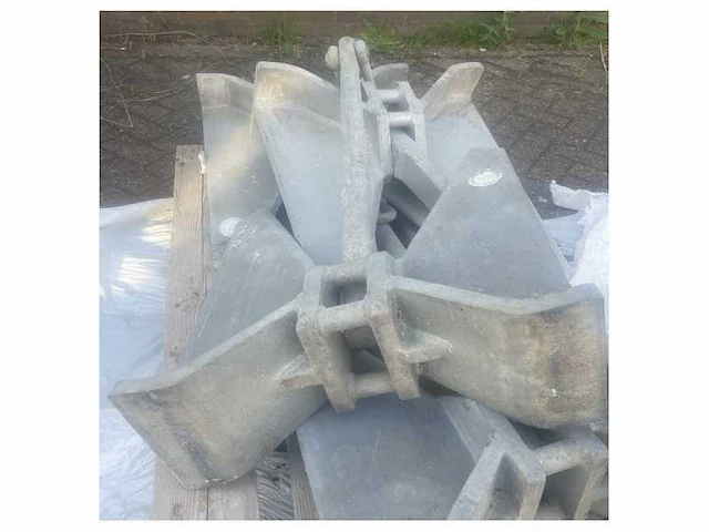 Sanguineti pool anchor 70 kg galvanized rina certified - afbeelding 6 van  9