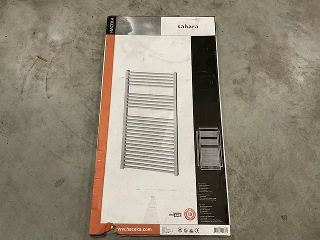 Sani vesk sahara designradiator 560x590mm 628watt - afbeelding 1 van  4