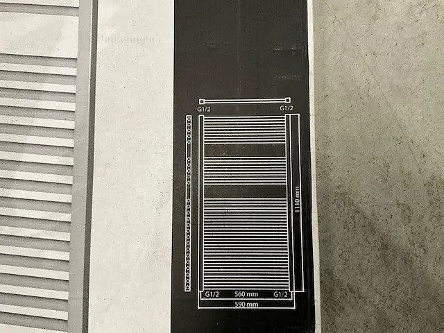 Sani vesk sahara designradiator 560x590mm 628watt - afbeelding 3 van  4