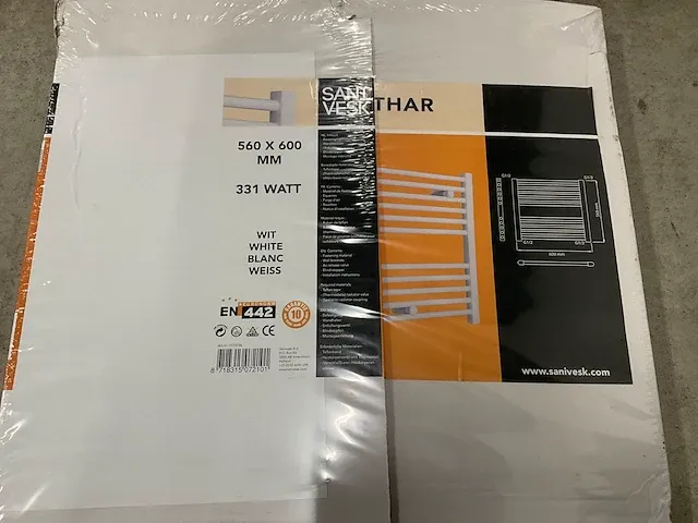 Sani vesk thar designradiator 560x600 331watt (5x) - afbeelding 2 van  4