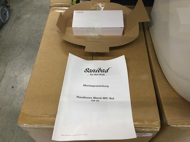 Sanibad - km-180 - hangtoilet zonder spoelrand - afbeelding 4 van  5