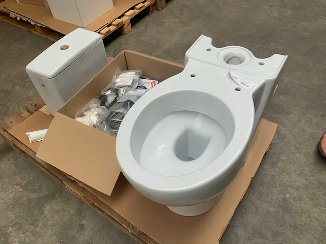 Sanibroyeur saniflush set toilet - afbeelding 1 van  7