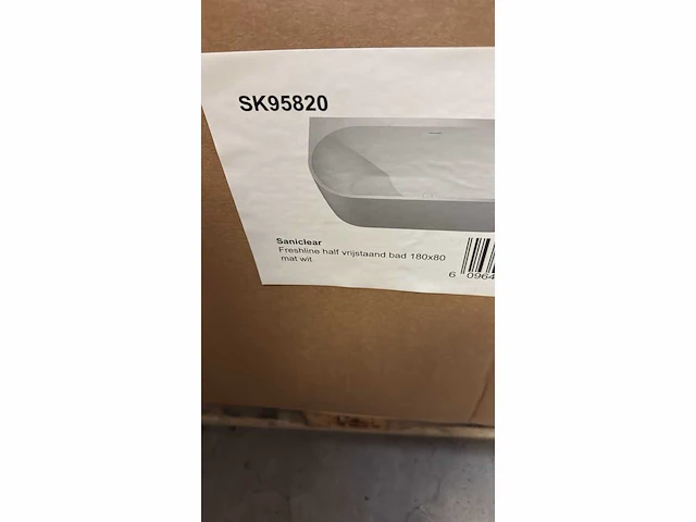 Saniclear freshline sk95820 half vrijstaand ligbad 180x80cm - afbeelding 5 van  6