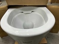 Sanindusa urby.52 toilet - afbeelding 1 van  4