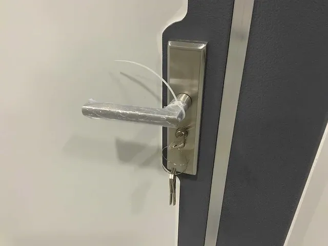 Sanitair- douche unit. - afbeelding 9 van  14