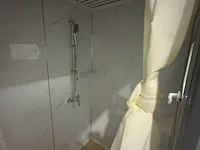 Sanitair- douche unit. - afbeelding 11 van  14