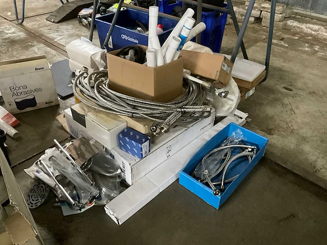 Sanitair artikelen - afbeelding 1 van  6