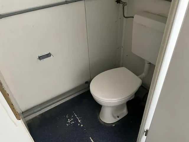 Sanitair container - afbeelding 3 van  13