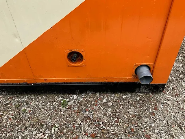 Sanitair container - afbeelding 7 van  13