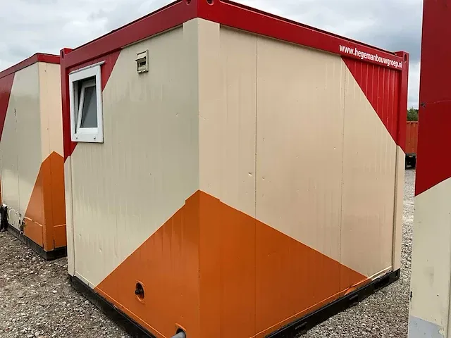 Sanitair container - afbeelding 8 van  13