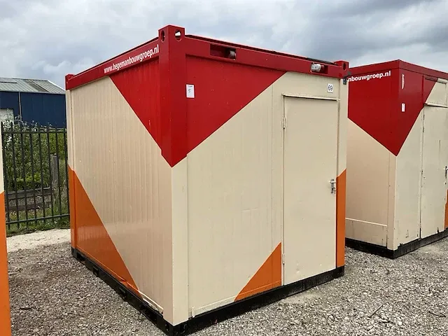 Sanitair container - afbeelding 9 van  13