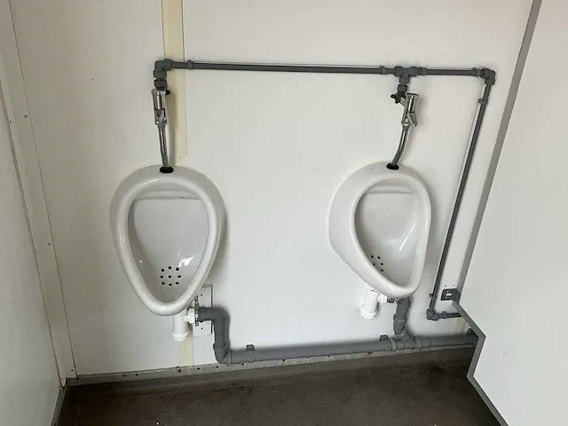 Sanitair container - afbeelding 2 van  16