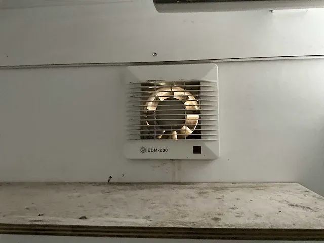 Sanitair container - afbeelding 8 van  16