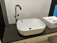Sanitair / radiatoren - afbeelding 7 van  14