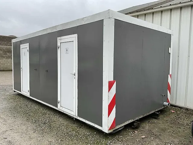 Sanitair unit toiletten - afbeelding 1 van  29