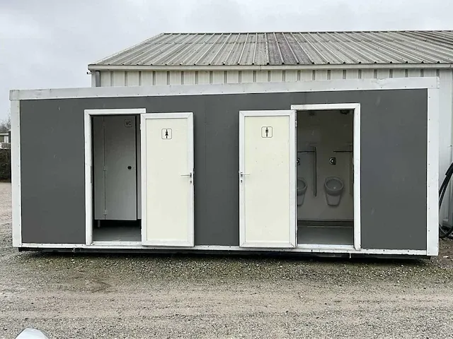 Sanitair unit toiletten - afbeelding 25 van  29