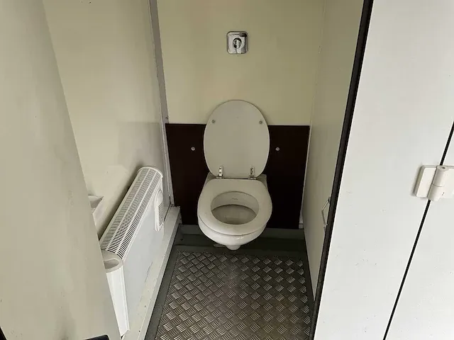 Sanitair unit toiletten - afbeelding 29 van  29