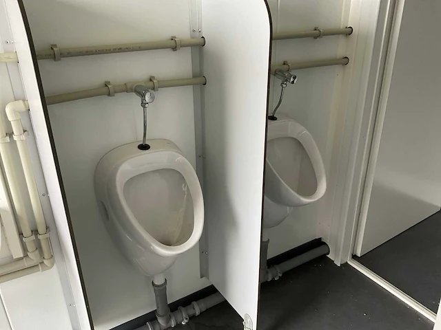 Sanitair unit - afbeelding 4 van  21
