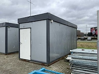 Sanitair unit