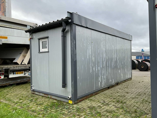Sanitair unit - afbeelding 18 van  21