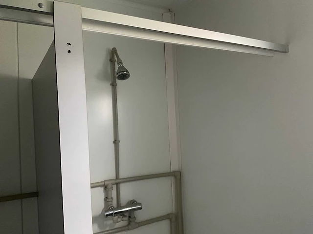 Sanitair unit - afbeelding 3 van  20