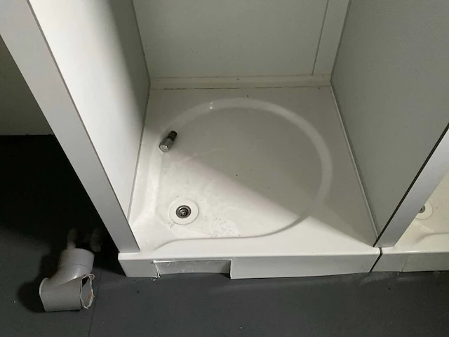 Sanitair unit - afbeelding 6 van  20