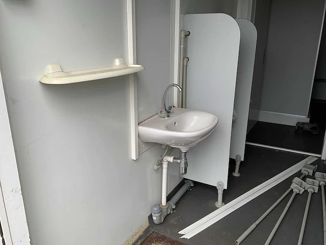 Sanitair unit - afbeelding 9 van  20