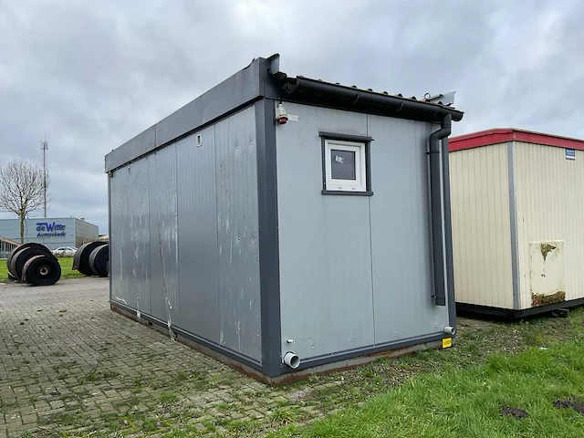Sanitair unit - afbeelding 16 van  20