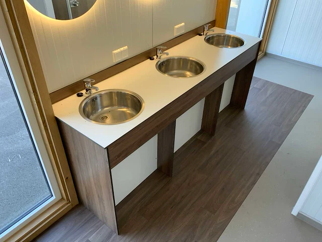 Sanitair unit - afbeelding 10 van  36