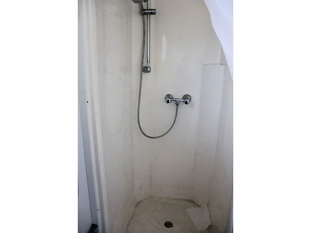 Sanitair unit - afbeelding 3 van  17