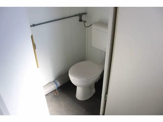 Sanitair unit - afbeelding 7 van  17