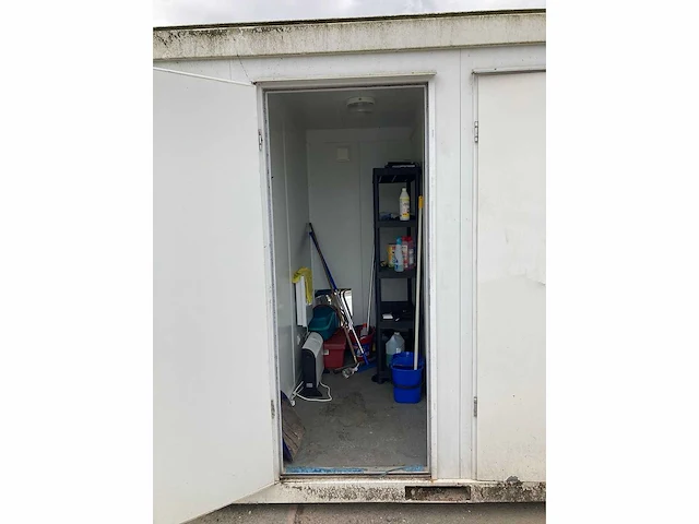 Sanitairunit 20ft - afbeelding 18 van  23