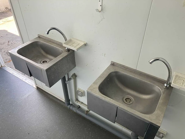 Sanitairunit 20ft - afbeelding 23 van  23