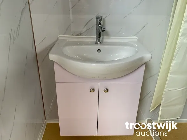 Sanitairunit badkamer zonder toilet - afbeelding 9 van  14
