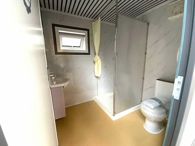 Sanitairunit badkamer - afbeelding 2 van  14