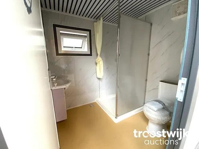 Sanitairunit badkamer - afbeelding 2 van  14