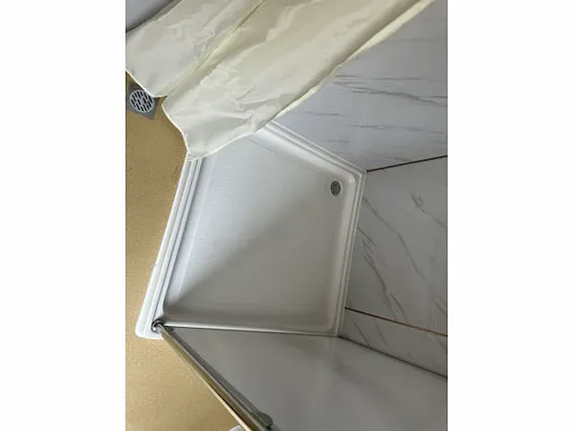 Sanitairunit / douche-/toiletunit - afbeelding 15 van  39