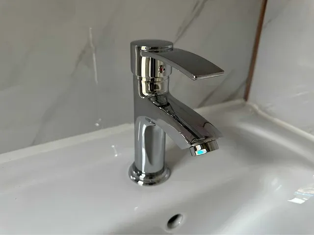 Sanitairunit / douche-/toiletunit - afbeelding 6 van  39