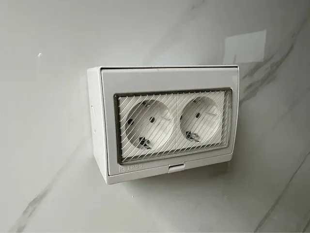 Sanitairunit / douche unit - afbeelding 18 van  33