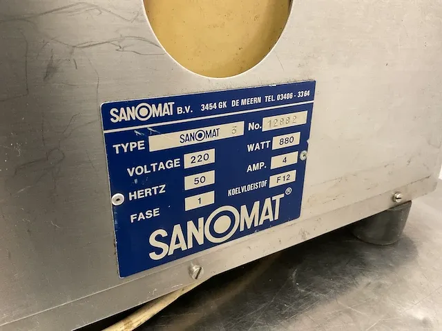 Sanomat 3 slagroomautomaat - afbeelding 2 van  3