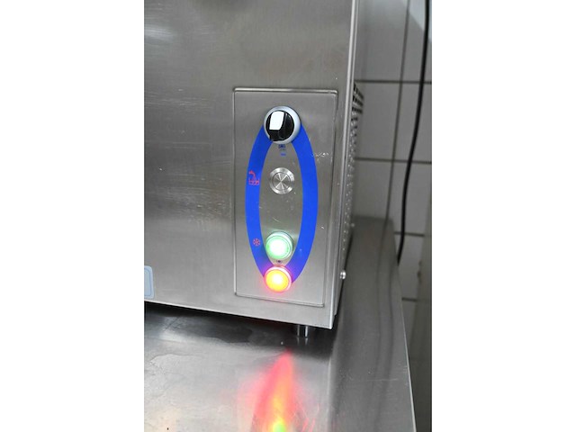 Sanomat euro-cream 6l rvs slagroommachine - afbeelding 3 van  6