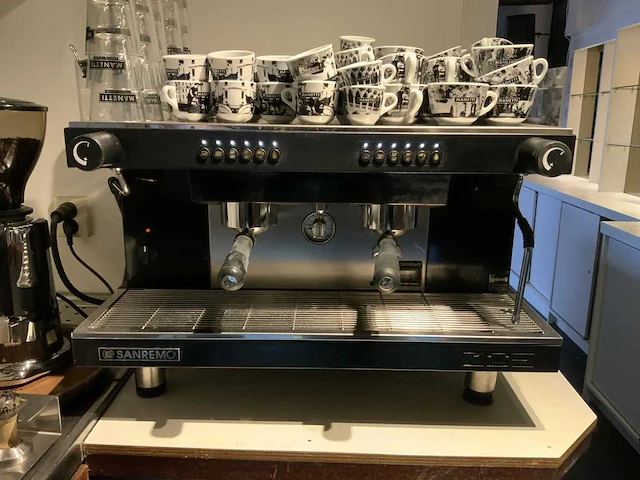 Sanremo - zoe - 2-groeps espressomachine - afbeelding 4 van  10