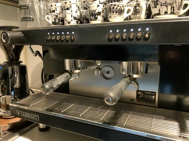 Sanremo - zoe - 2-groeps espressomachine - afbeelding 5 van  10