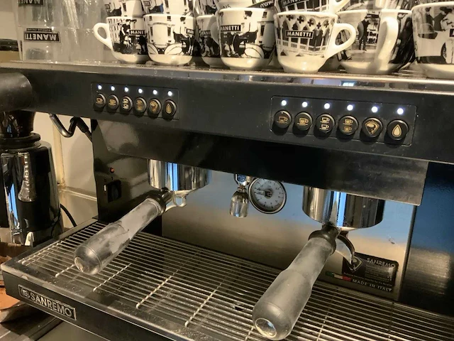 Sanremo - zoe - 2-groeps espressomachine - afbeelding 8 van  10