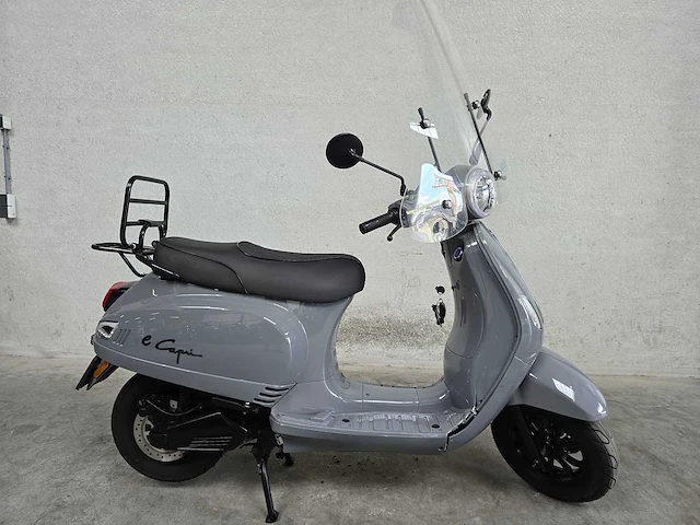 Santini - bromscooter - e-capri - 45km uitvoering fkb27h - afbeelding 2 van  8