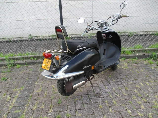 Santini - bromscooter - firenze retro - scooter - afbeelding 6 van  9