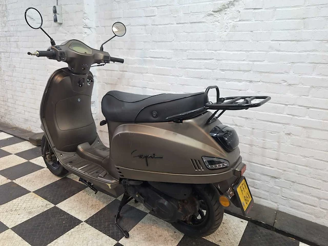 Santini capri 45 km bromscooter 4takt - afbeelding 3 van  7